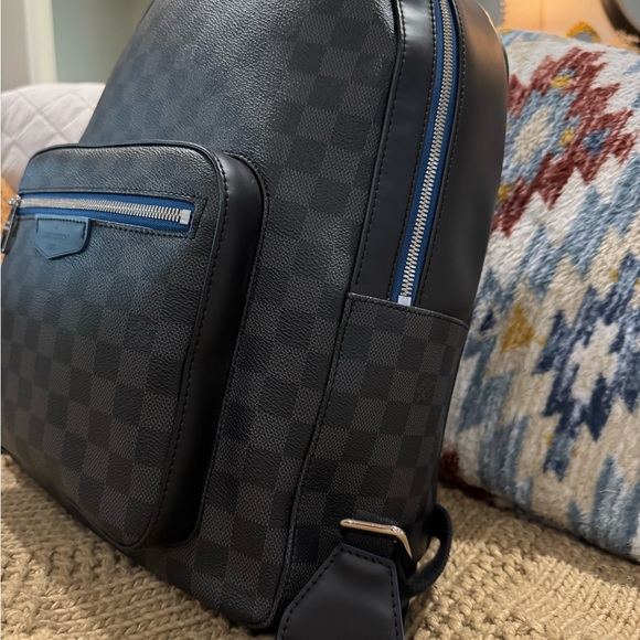 Louis Vuitton Josh Graphite Backpack with Neon Blue Lining - Limited Edition - Picture 8 of 11